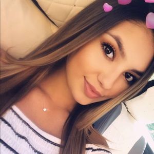 Meet your Posher, Tonirae